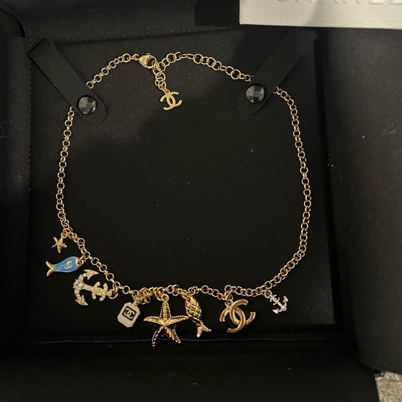 Chanel charm necklace from 25C cruise - Picture 3 of 3